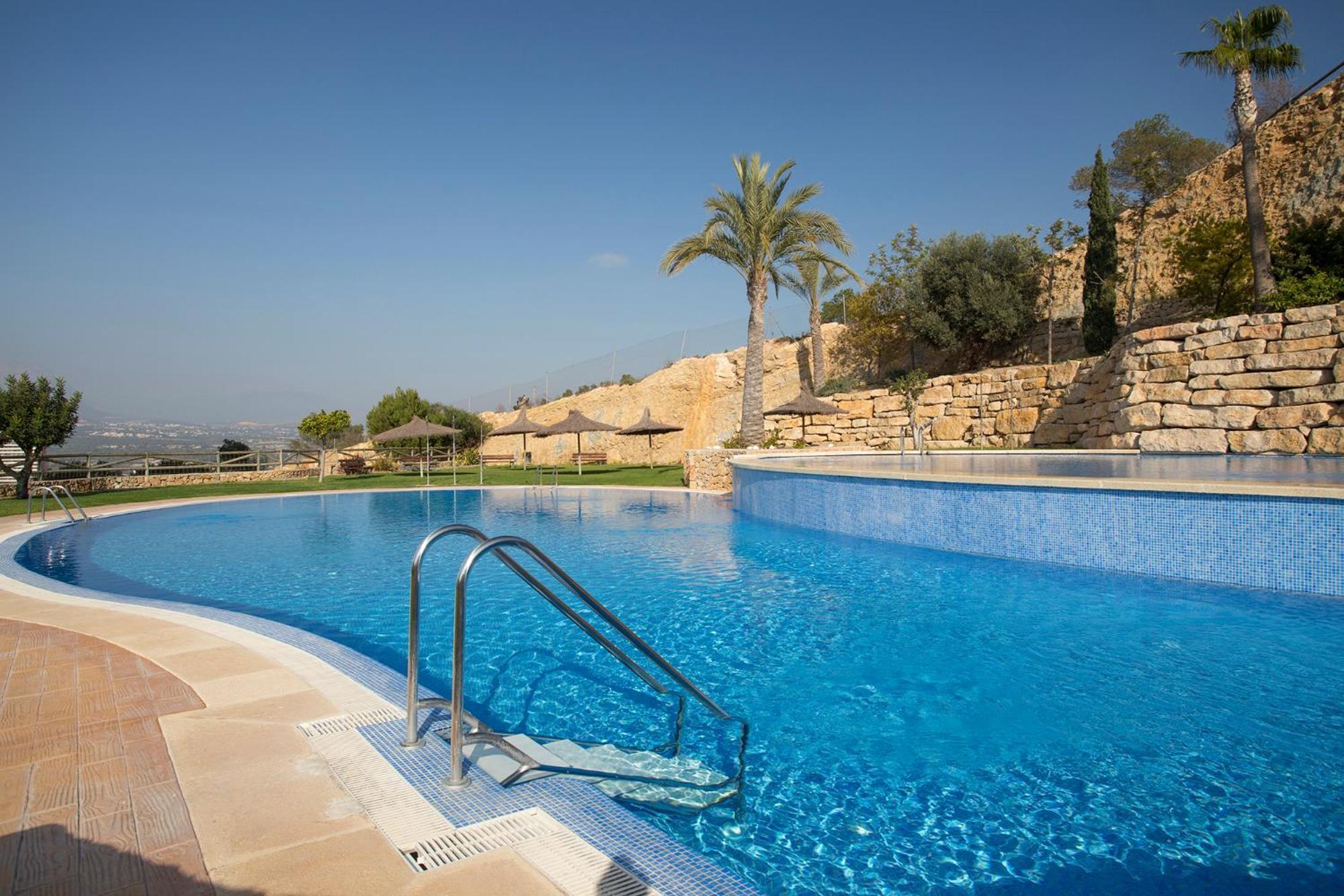 Highrise Apartment With Private Terrace & Sea Views - 34Th Floor Benidorm Buitenkant foto
