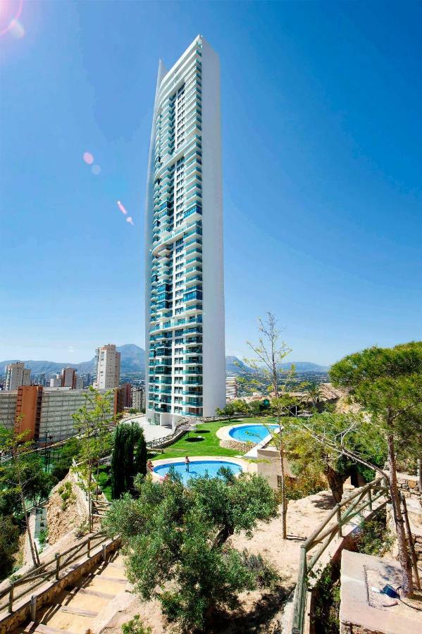 Highrise Apartment With Private Terrace & Sea Views - 34Th Floor Benidorm Buitenkant foto