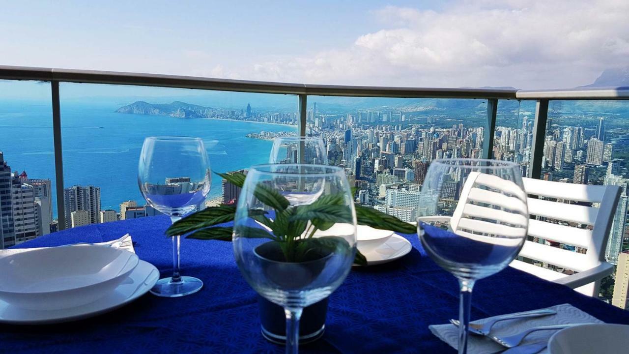 Highrise Apartment With Private Terrace & Sea Views - 34Th Floor Benidorm Buitenkant foto