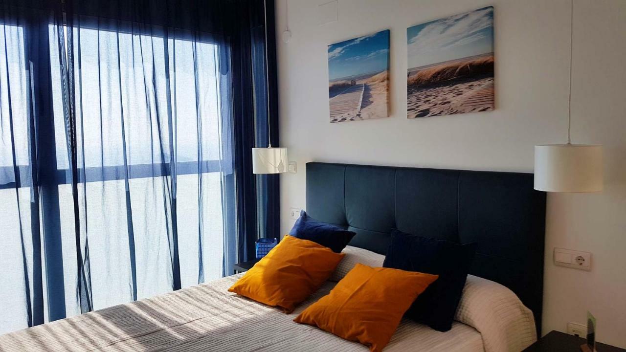 Highrise Apartment With Private Terrace & Sea Views - 34Th Floor Benidorm Buitenkant foto