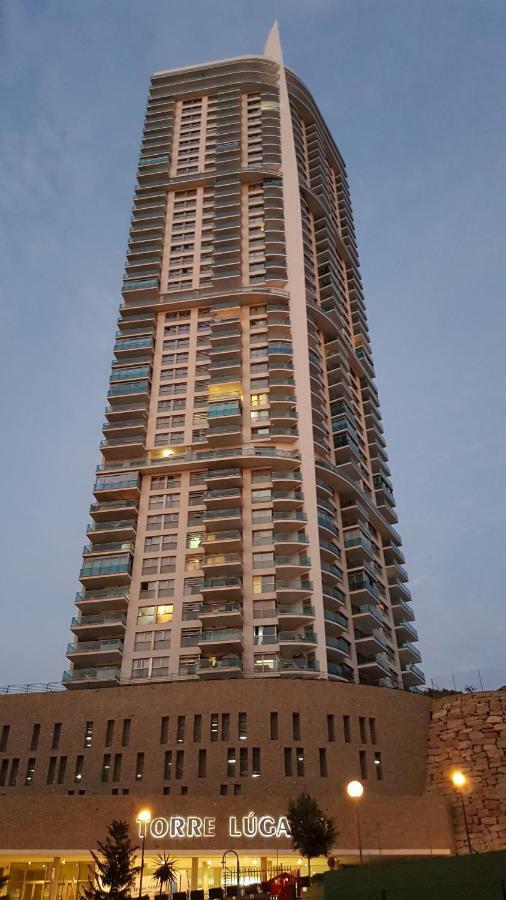 Highrise Apartment With Private Terrace & Sea Views - 34Th Floor Benidorm Buitenkant foto